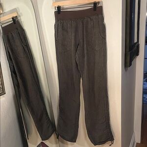 Toad&Co women’s 100% linen brown pants with adjustable bottoms